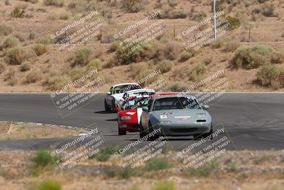 media/Jun-01-2025-CalClub SCCA (Sun) [[eae223c5dd]]/Group 5/Qualifying/